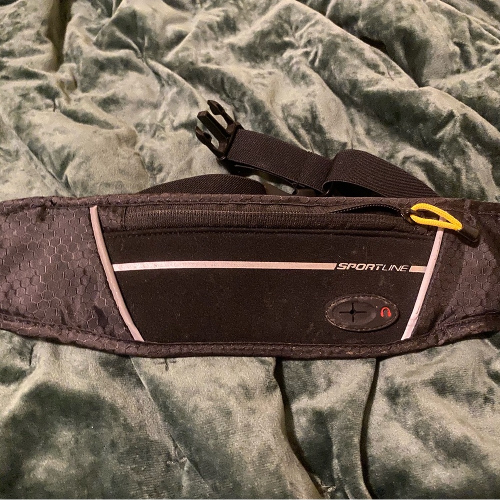 Black Running Belt